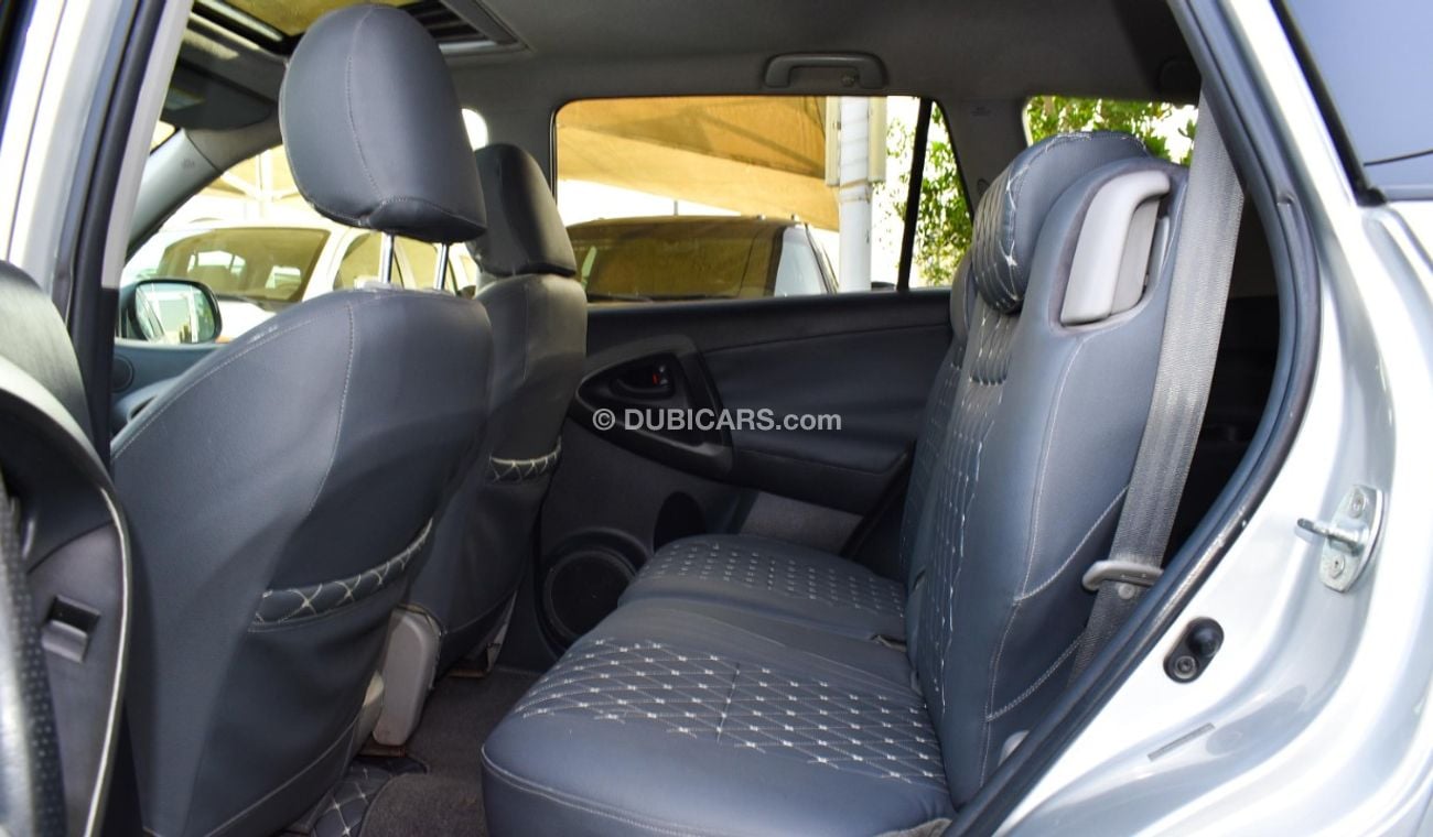Toyota RAV4 2011 model, American import, fingerprint, leather hatch, cruise control, alloy wheels, sensors, came
