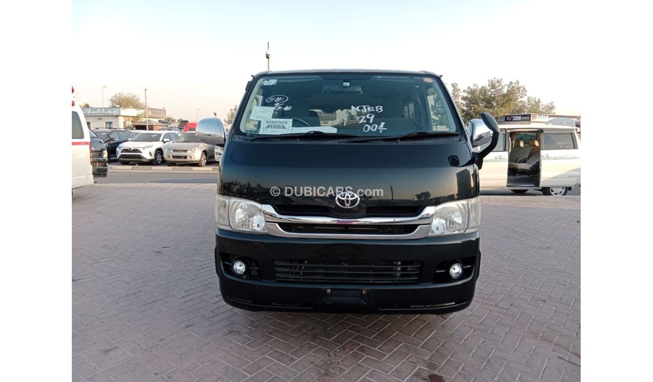 Toyota Hiace TOYOTA HIACE VAN RIGHT HAND DRIVE (PM1430)