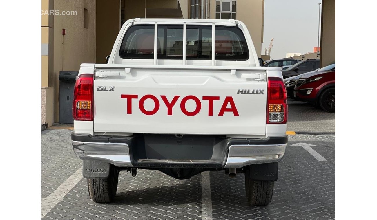 Toyota Hilux 2.4 MODEL 2022 DIESEL FOR EXPORT GCC POWER WINDOWS