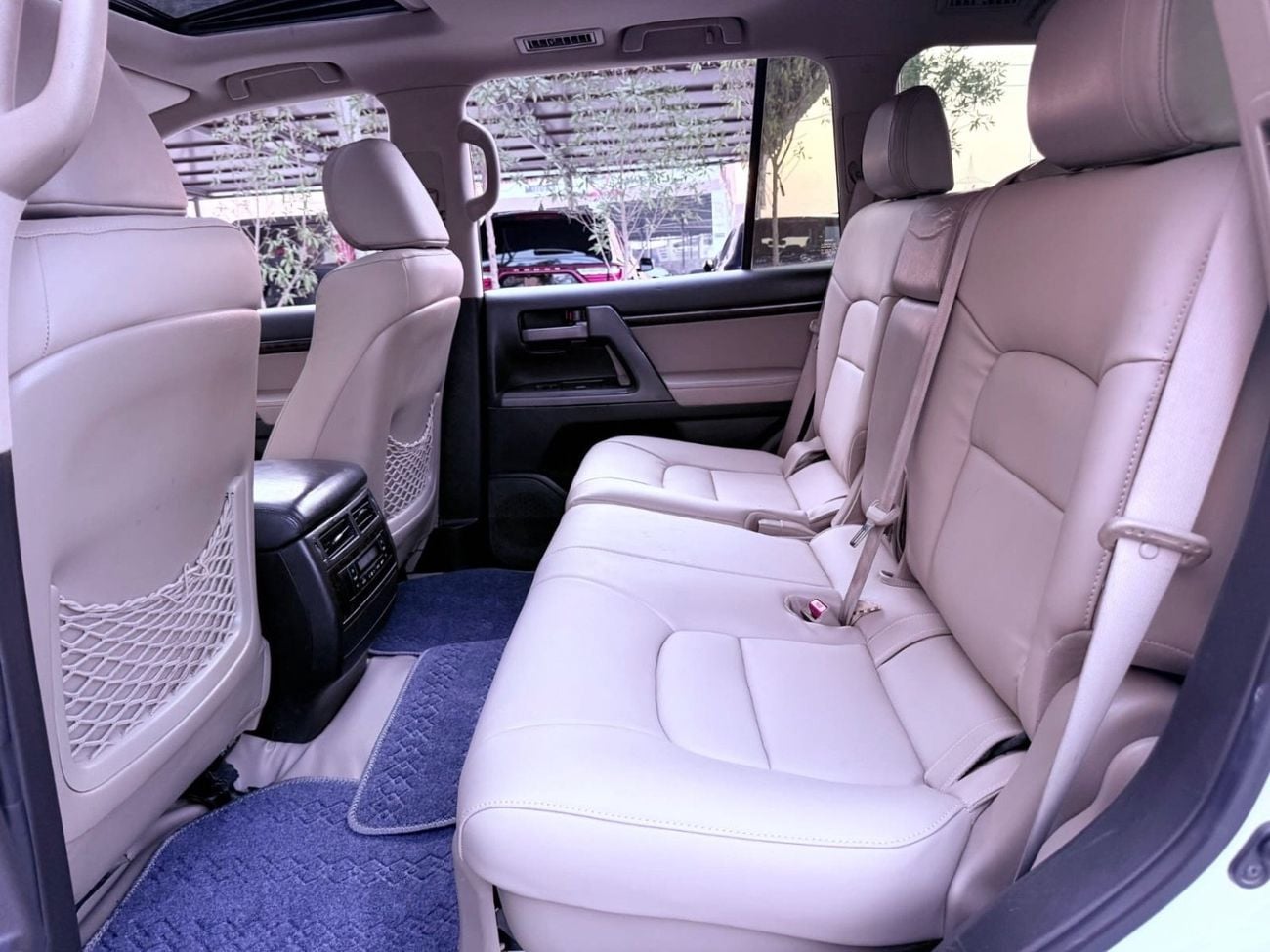 Toyota Land Cruiser VXR