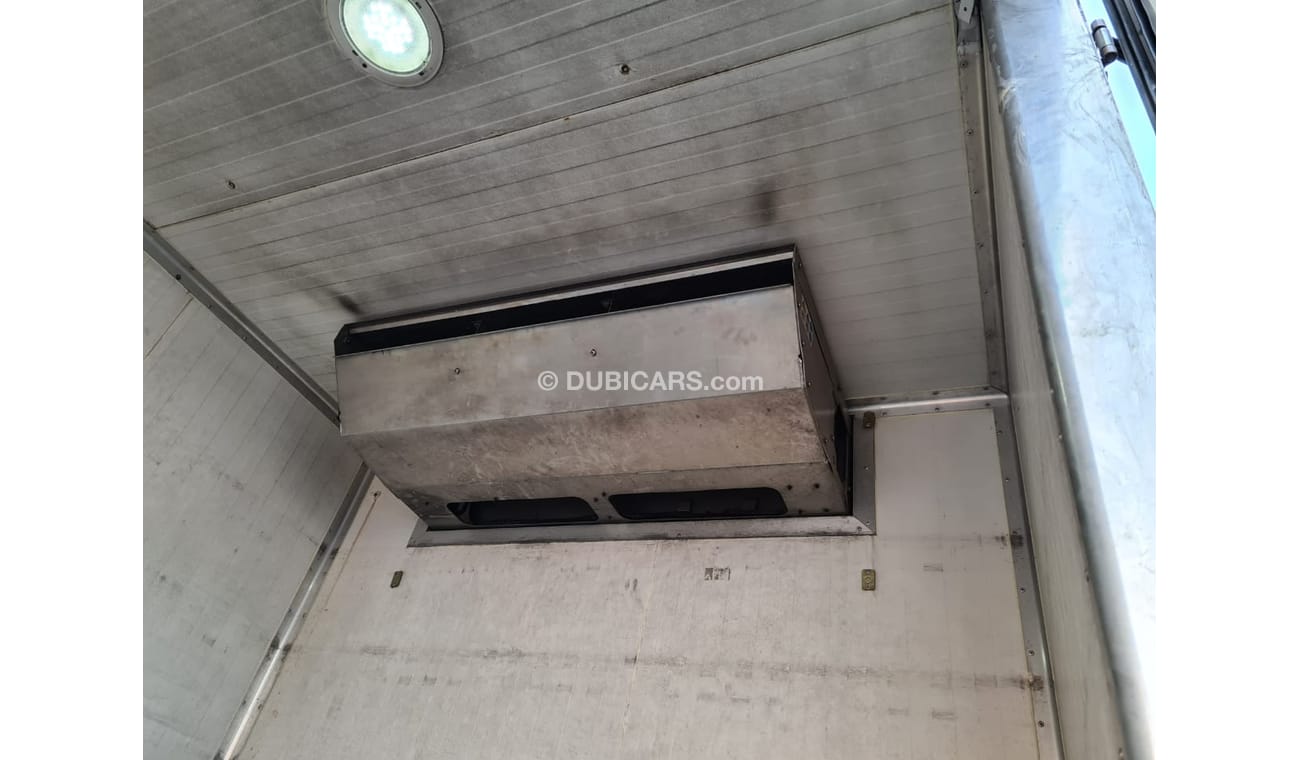 Mitsubishi Fuso Canter CHILLER LONG 4.L Diesel, Thermo King, GCC RTA PASS, CODE-1722