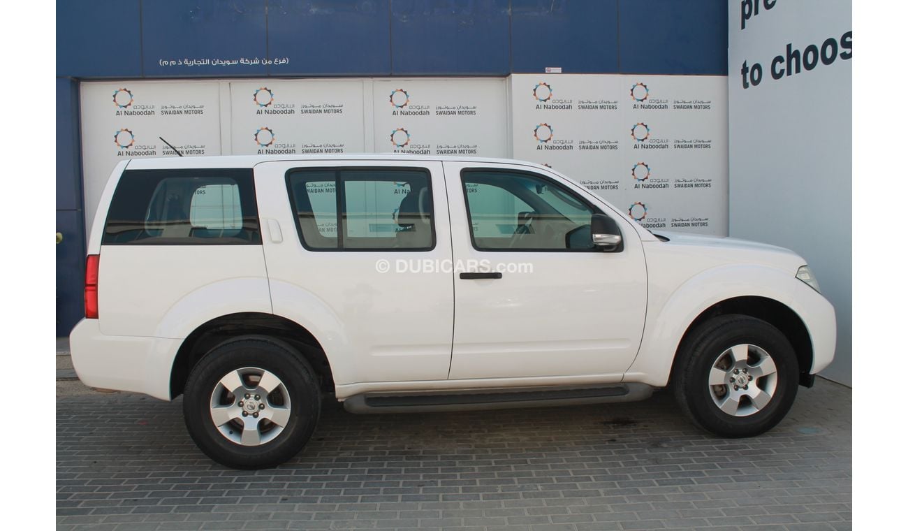 Nissan Pathfinder XE 4.0L 2014 MODEL