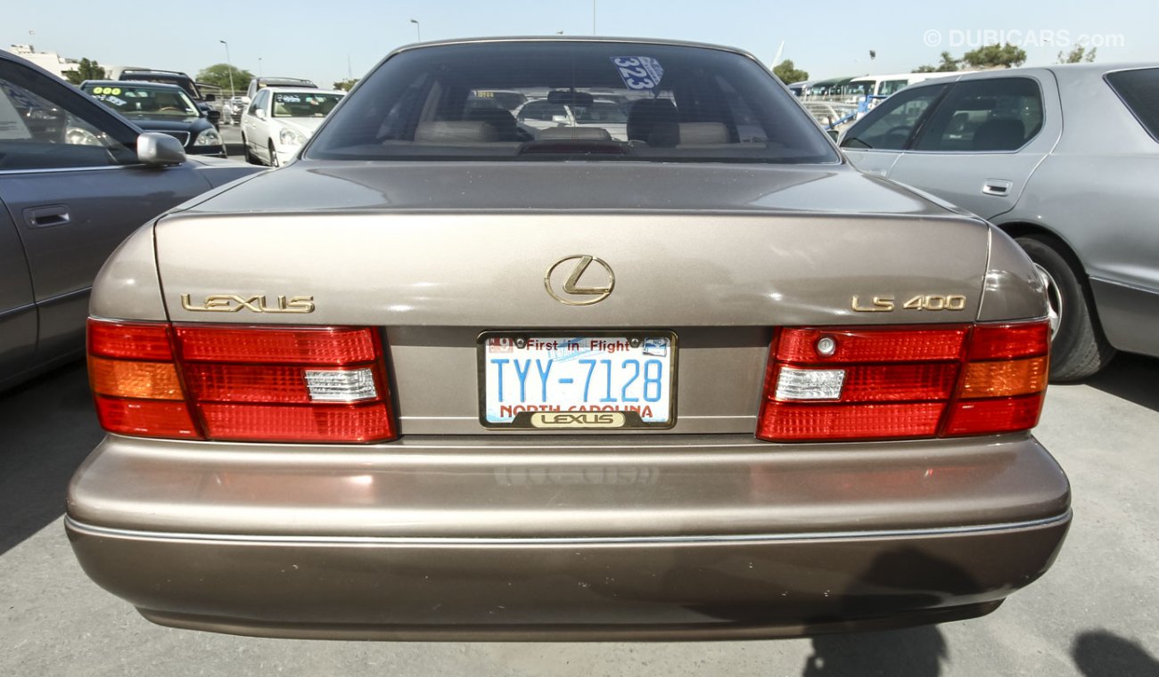 Lexus LS 400