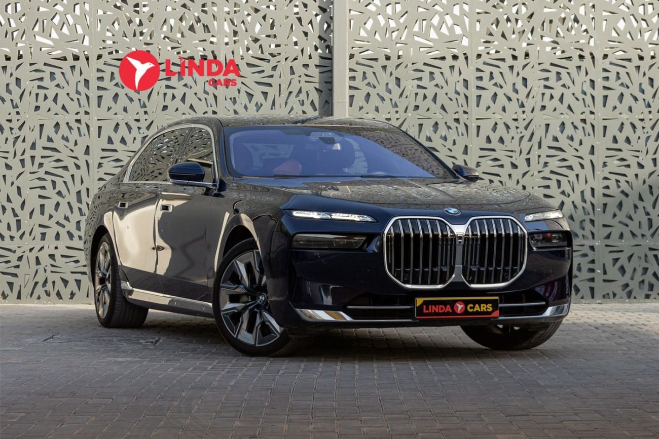 BMW 740i LUXURY PURE EXCELLENCE 2023 BMW 740i GCC | Agency Warranty