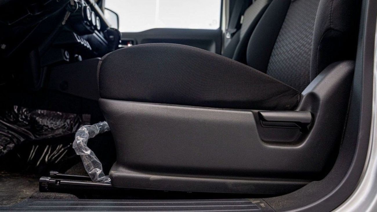 Suzuki Jimny SUZUKI JIMNY GLX 1.5P AWD AT 2024