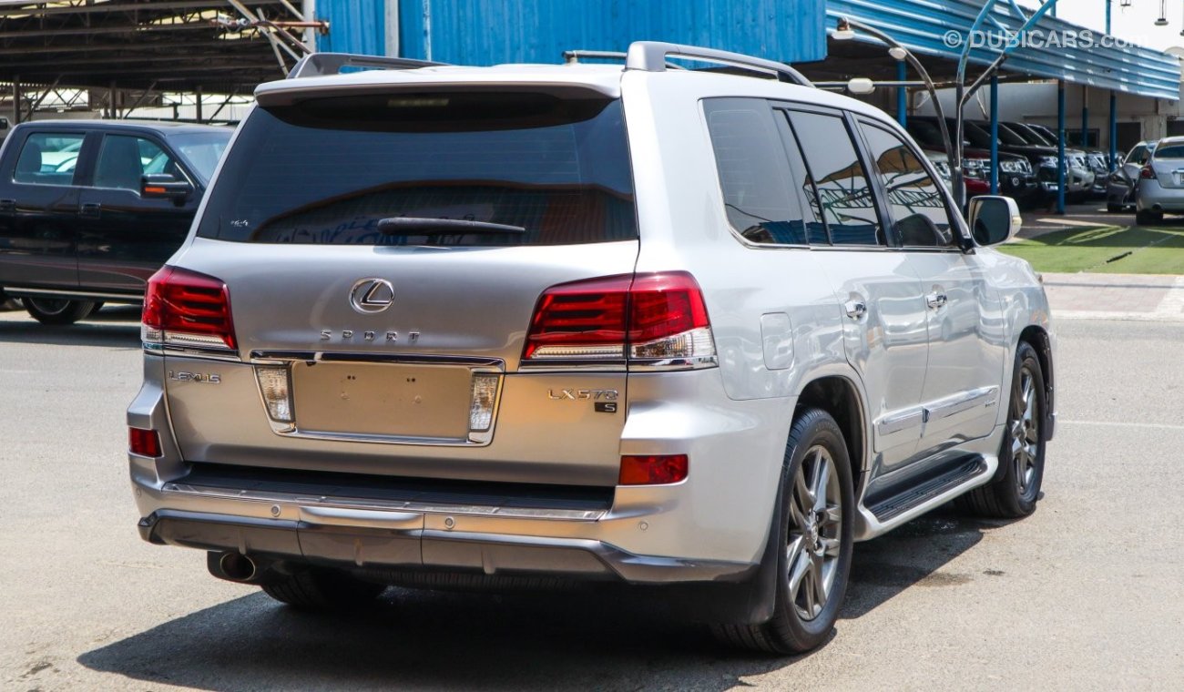 Lexus LX570