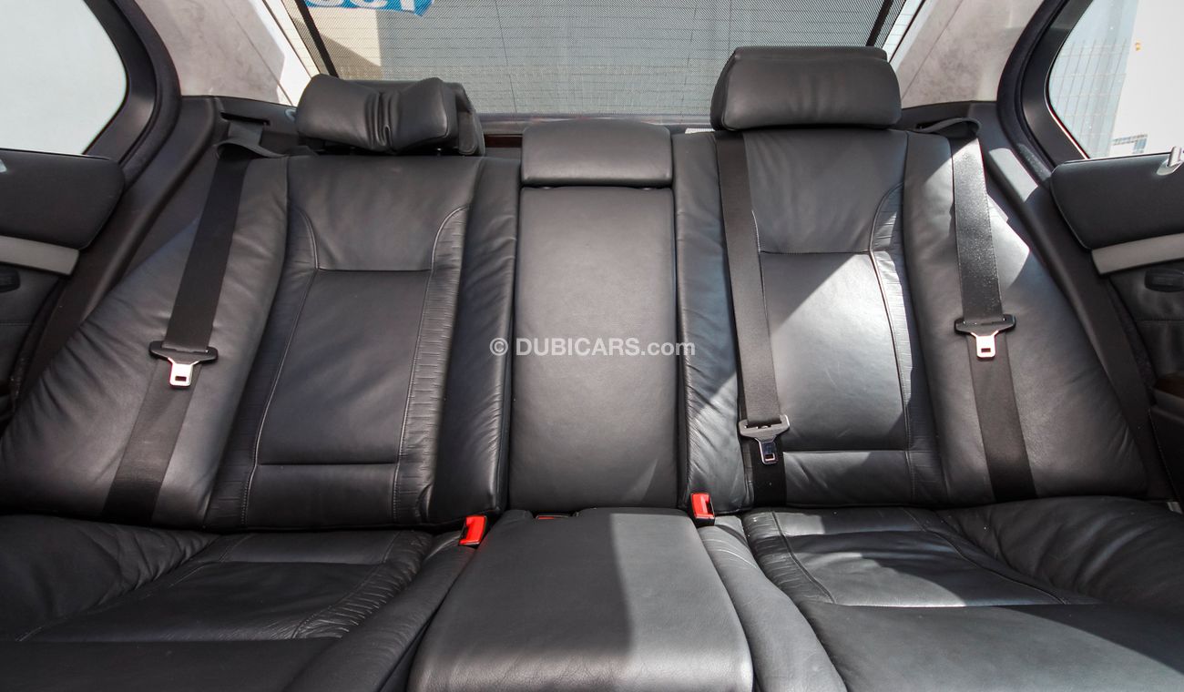 بي أم دبليو 760Li LI V12