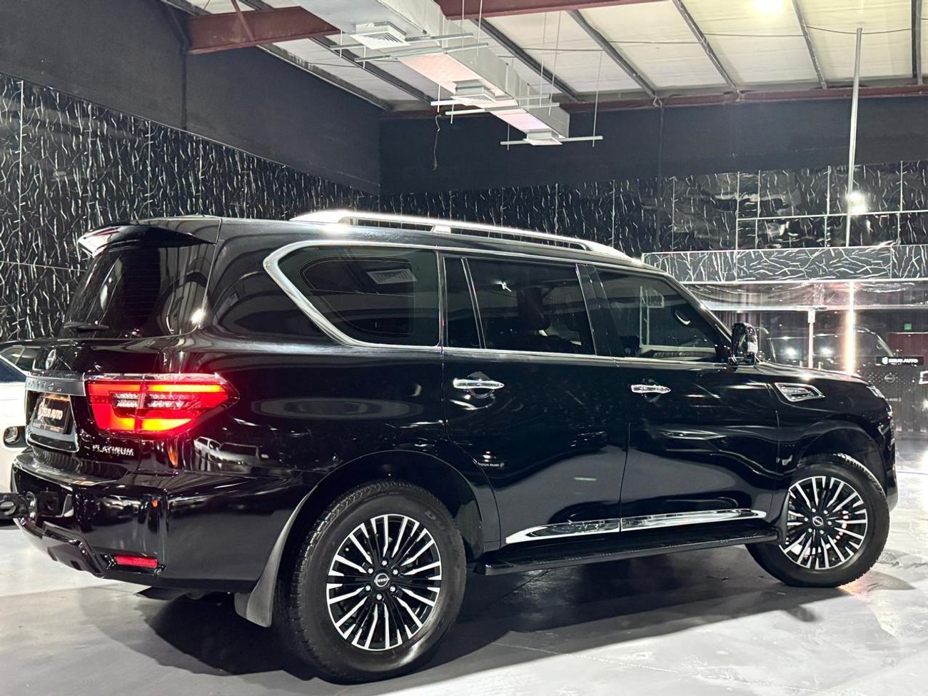 Nissan Patrol SE Platinum 5.6L 2024 Nissan Patrol, 2027 Nissan Warranty, Full Options, Very Low Kms, 7 Seater, GCC