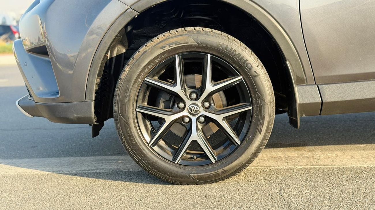 Toyota RAV4 2018 | 2.0L PETROL ENGINE | AT | RHD | PUSH START ENGINE | DIGITAL ODOMETER | BLIND SPOT MONITOR | P