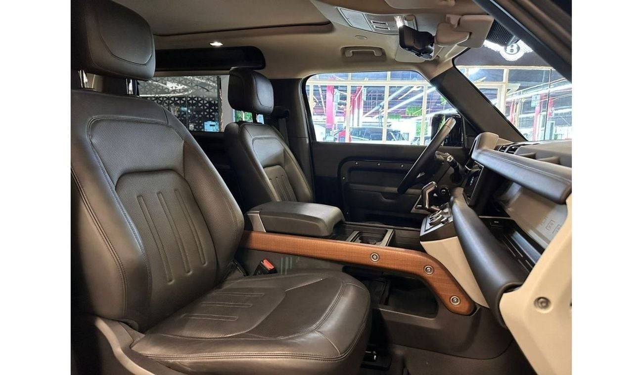 Land Rover Defender P400 90 HSE DEFENDER P400 GCC UNDER WARRANTY/22 KHAN RIMS /