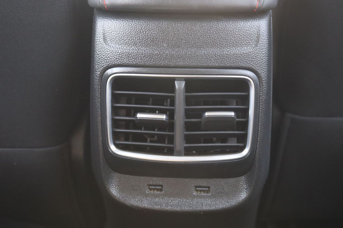 أم جي ZS ام جى ZS  - موديل 2024  -  خليجى - بدون حوادث - محرك  1.5L - بحاله ممتازه