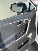 تويوتا راف ٤ XLE leather seats, push start