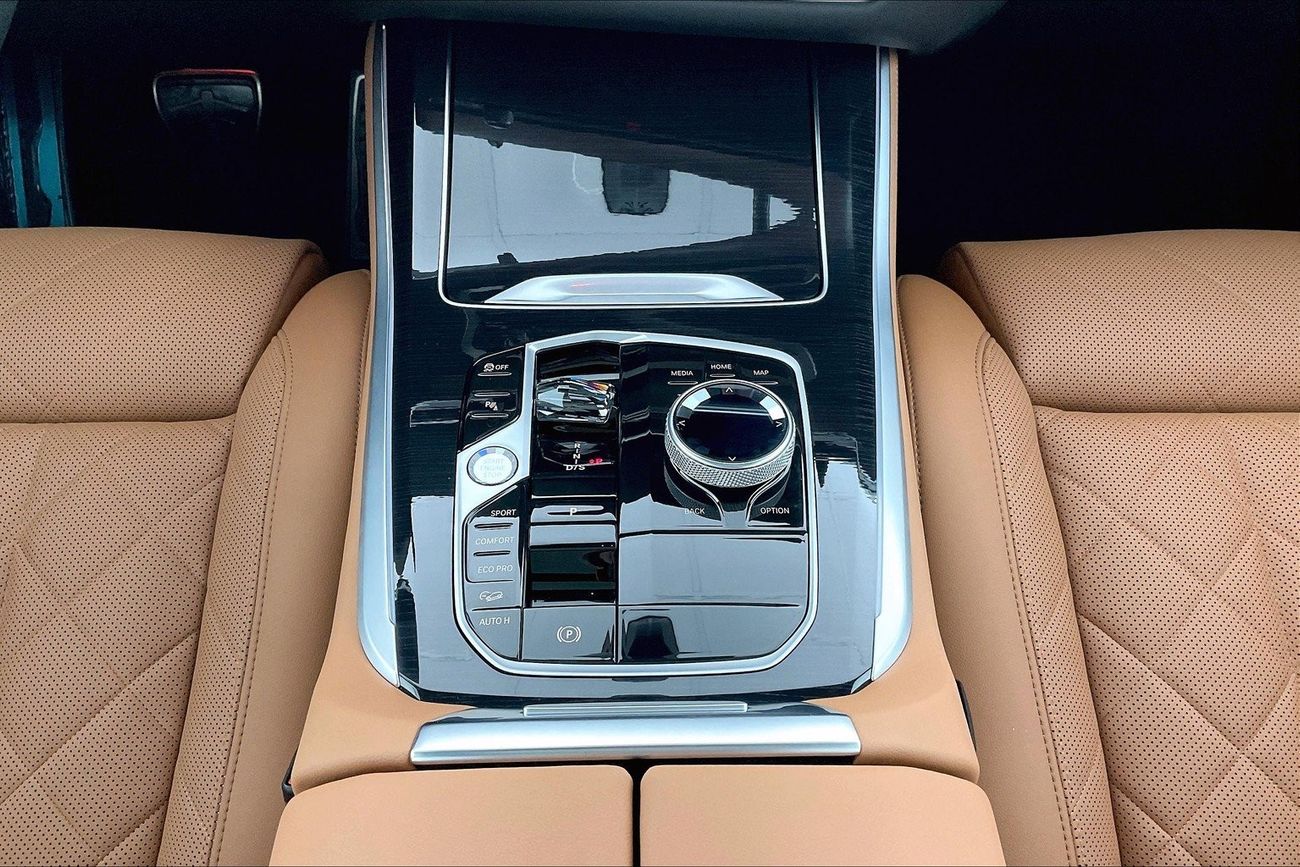 Nissan Sunny SV | 1 year free warranty | 0 Down Payment