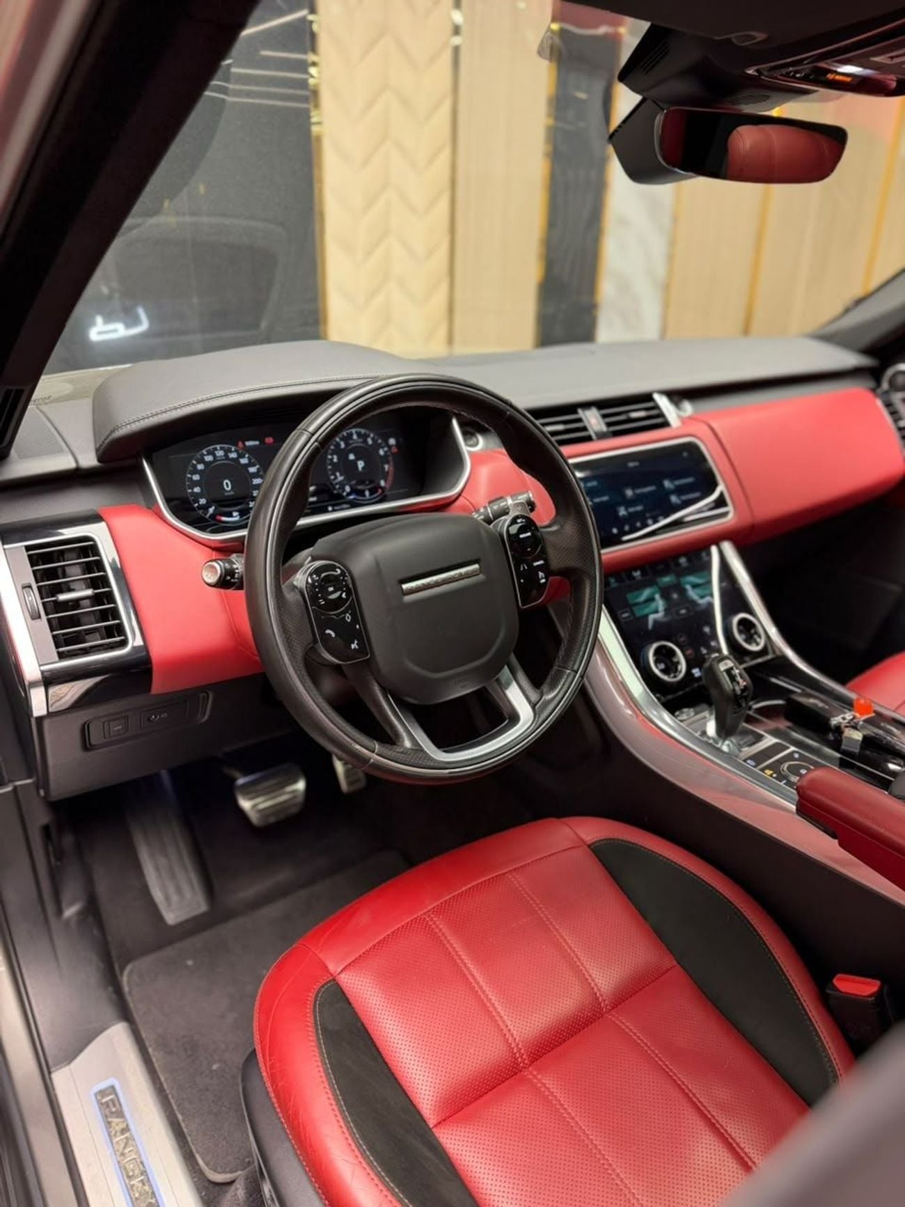 Land Rover Range Rover Sport HSE DYNAMIC