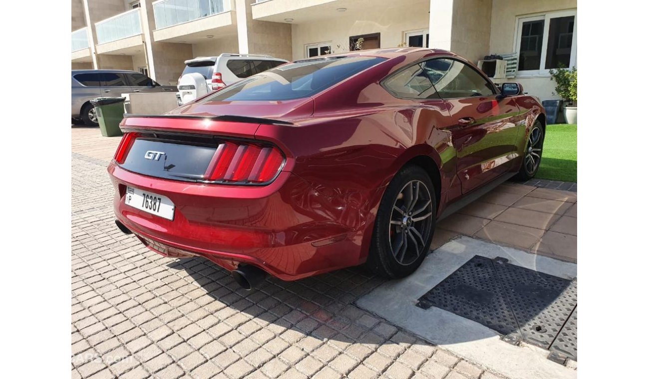 Ford Mustang GT 5.0 MBRP RACING EXHAUST