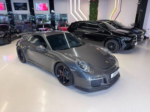 Porsche 911 GT3 3.8L (492 HP) 2015 PORSCHE 911 - GCC - WARRANTY From Dealership till 2027 - Full Service His