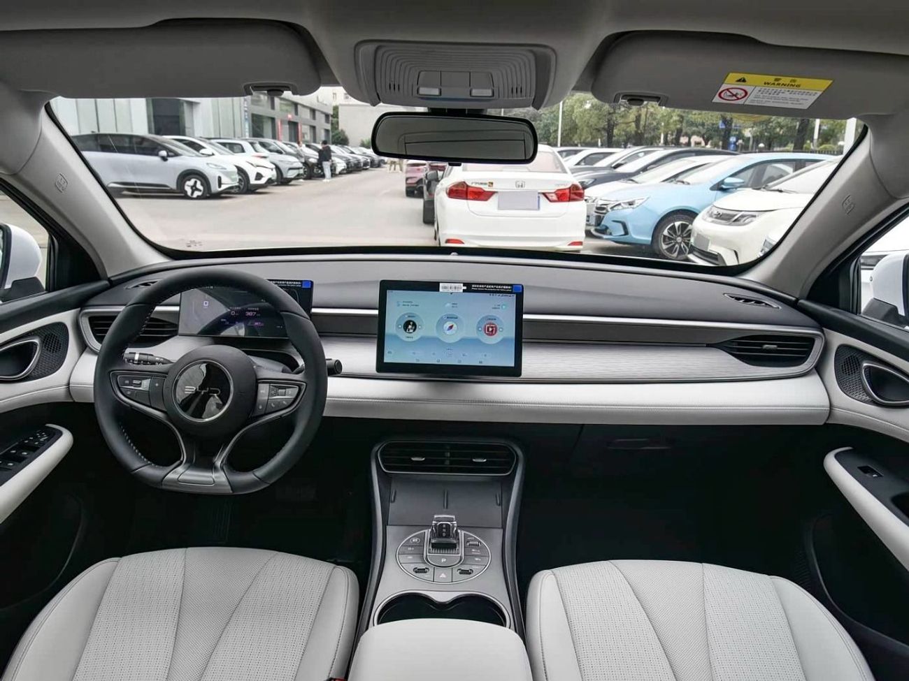 بي واي دي سيليون 06 BYD Sealion 06 DM-i 170KM PILOT PLUS EDITION with HUD | 2025 | Ready Stock Limited QTY | For Local R