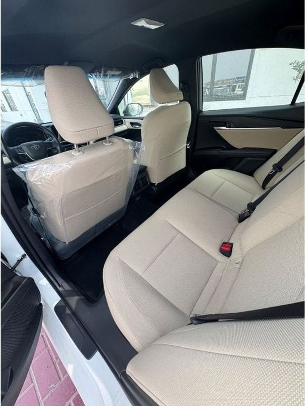 Toyota Camry GLE HEV