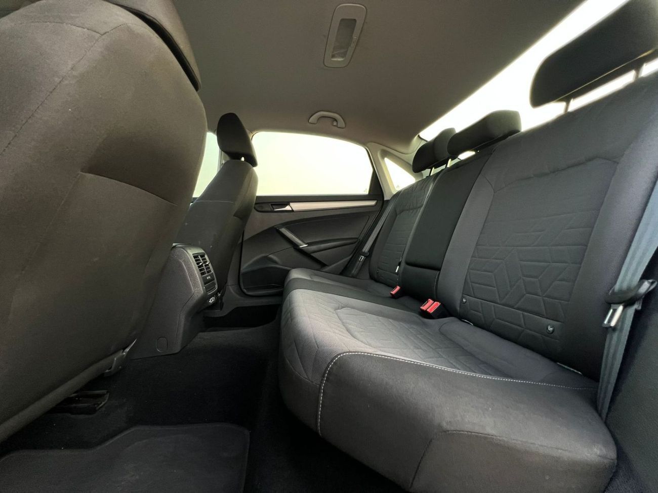 Volkswagen Passat SEL 2.5L