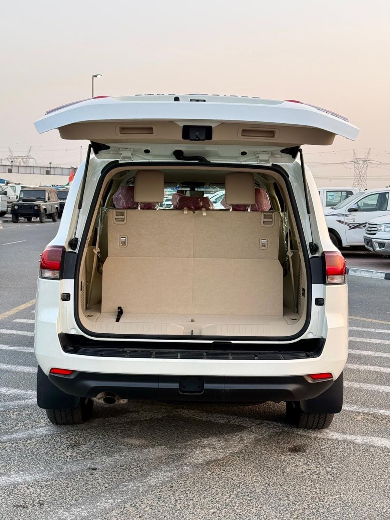 تويوتا لاند كروزر Toyota Land Cruiser GXR 4.0L Standard 2026