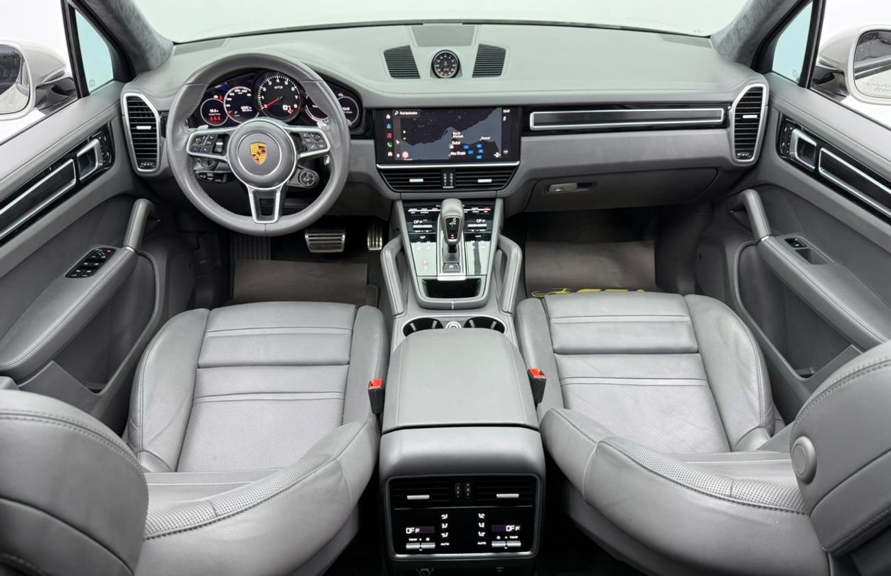 Porsche Cayenne GTS 4.0L (460 HP) 2022 Porsche Cayenne GTS, 2 Years Warranty, Full Service History, GCC