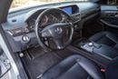 مرسيدس بنز E 350 Mercedes-Benz E350 2010, 3.5L V6, Automatic, RWD. Mileage: 180,000 km. Excellent condition inside an