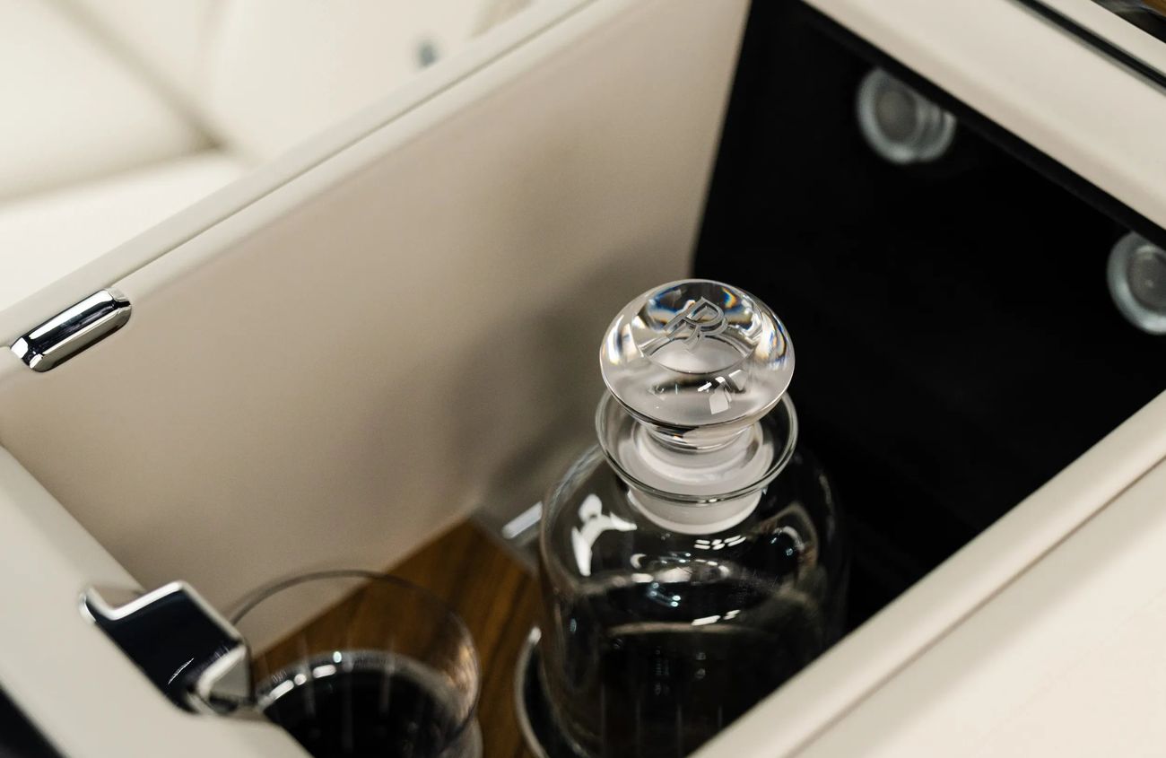 رولز رويس كولينان 6.75L V12 Twin-Turbocharged Engine | Warranty