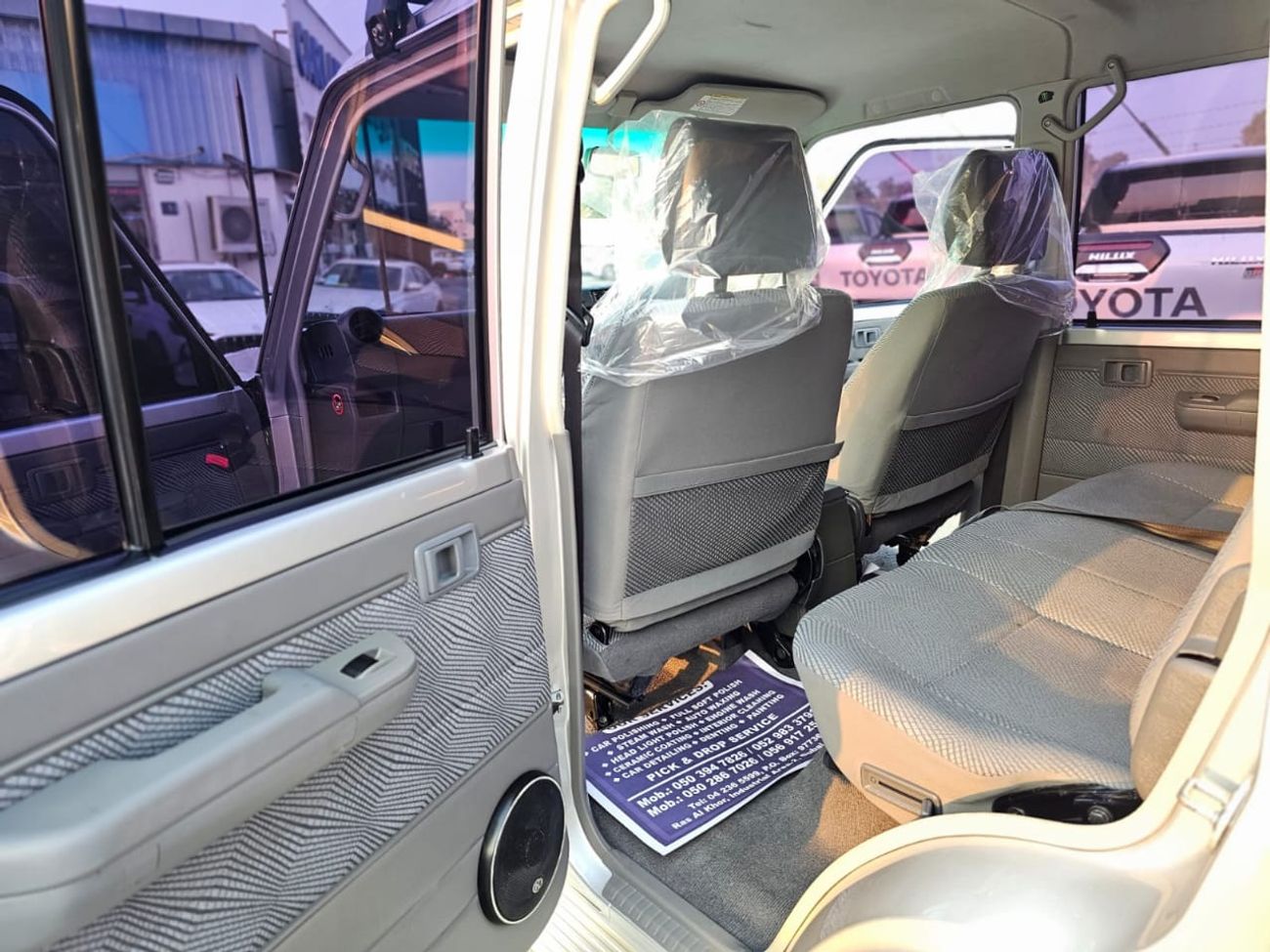 Toyota Land Cruiser Toyota landcruise pickup 2015 Model 4.5L Diesel engine Colour sliver Transmission Manual Interior bl