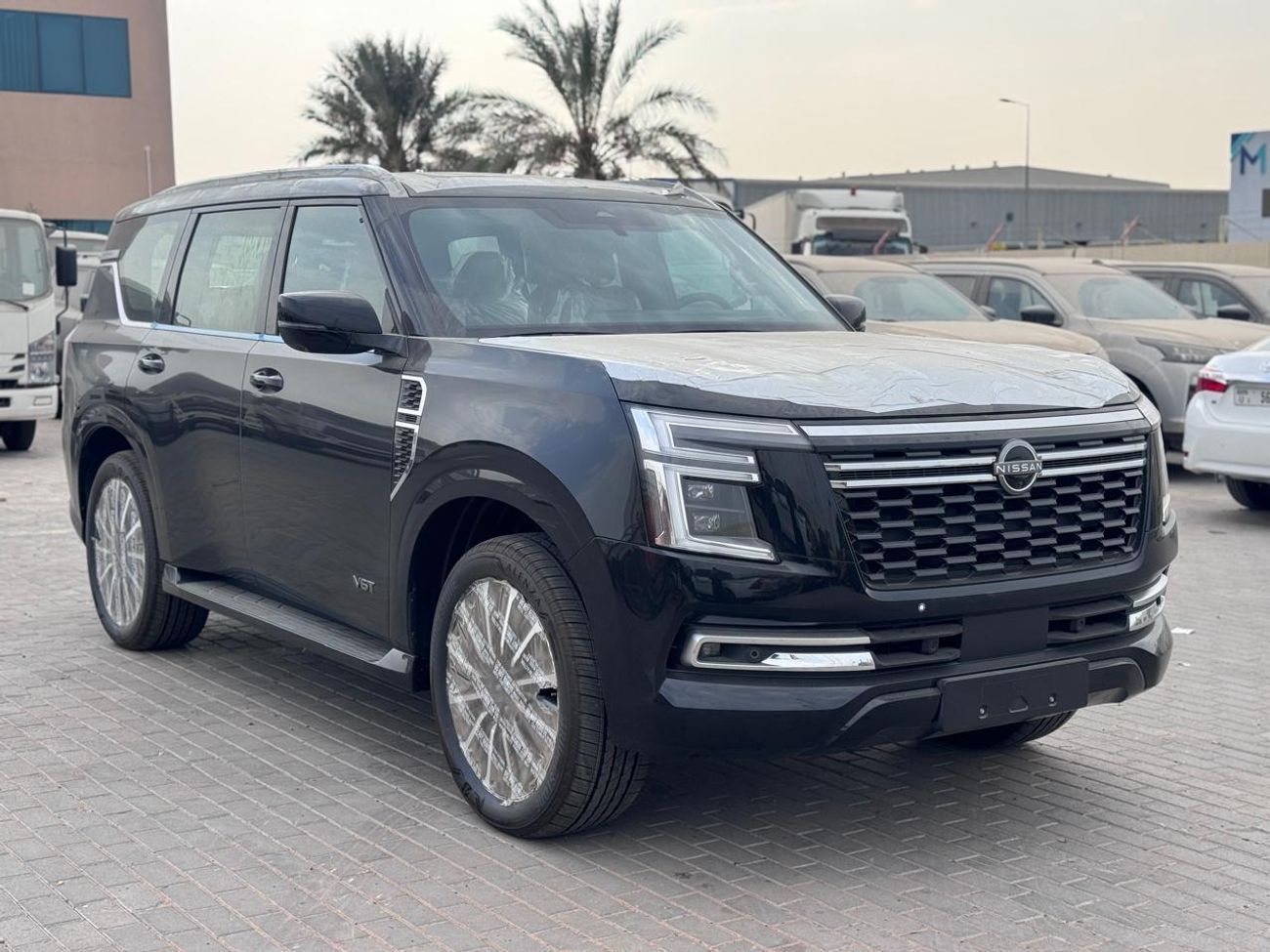 Nissan Patrol LE PLATINUM CITY 3.5L_ 2026_ (BLACK _TAN)