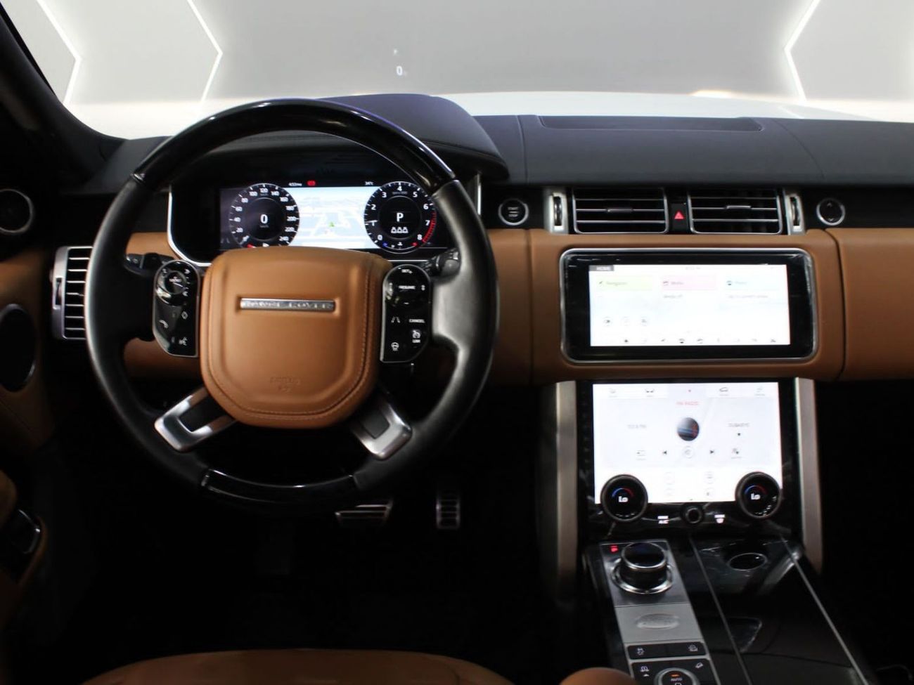 Land Rover Range Rover P400 DYNAMIC Fully Loaded