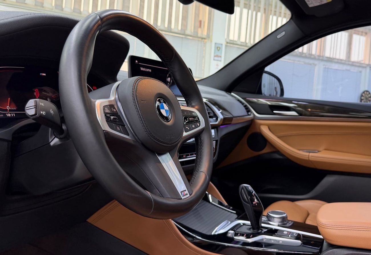 BMW X4 XDRIVE 30I M SPORT PACK Original paint .. GCC .. FSH .. M kit .. Perfect Condition