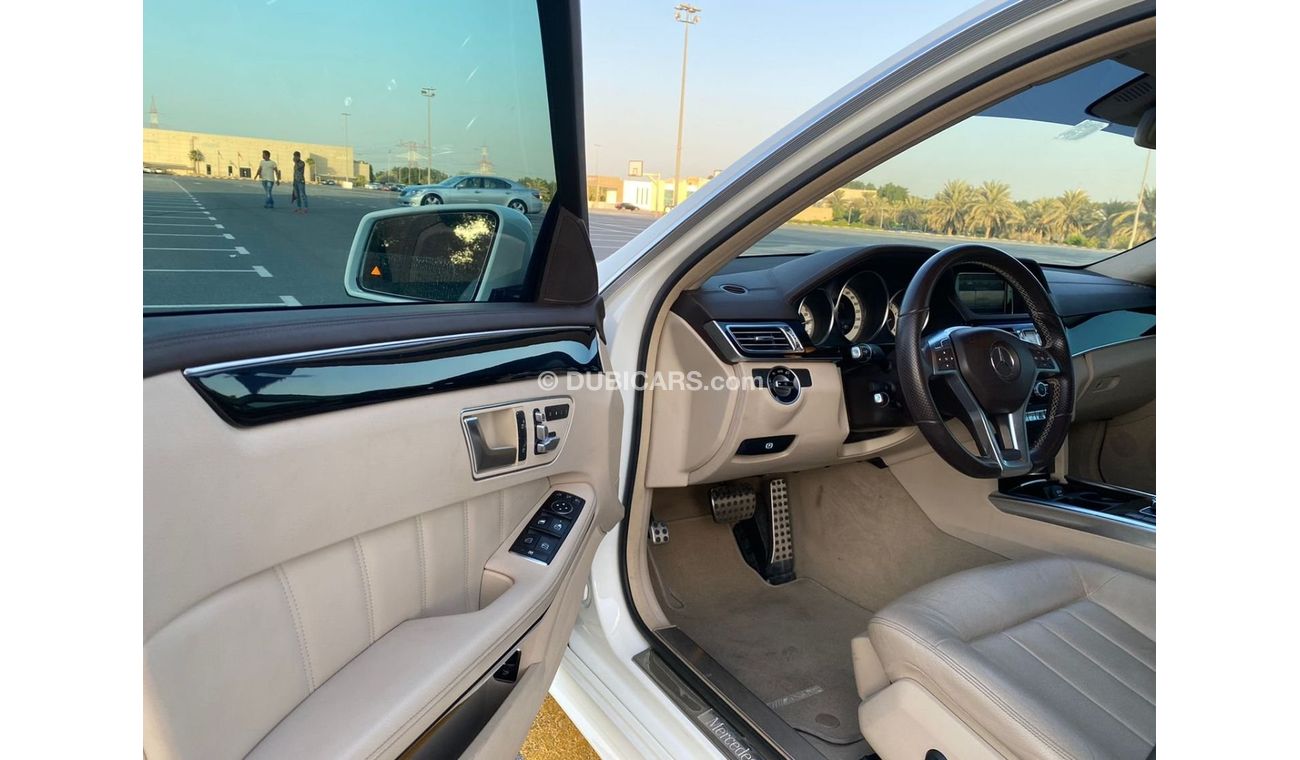 Mercedes-Benz E300 AMG Mercedes E-300 V6 2014 GCC Perfect Condition - Full Service History Available - Full Option