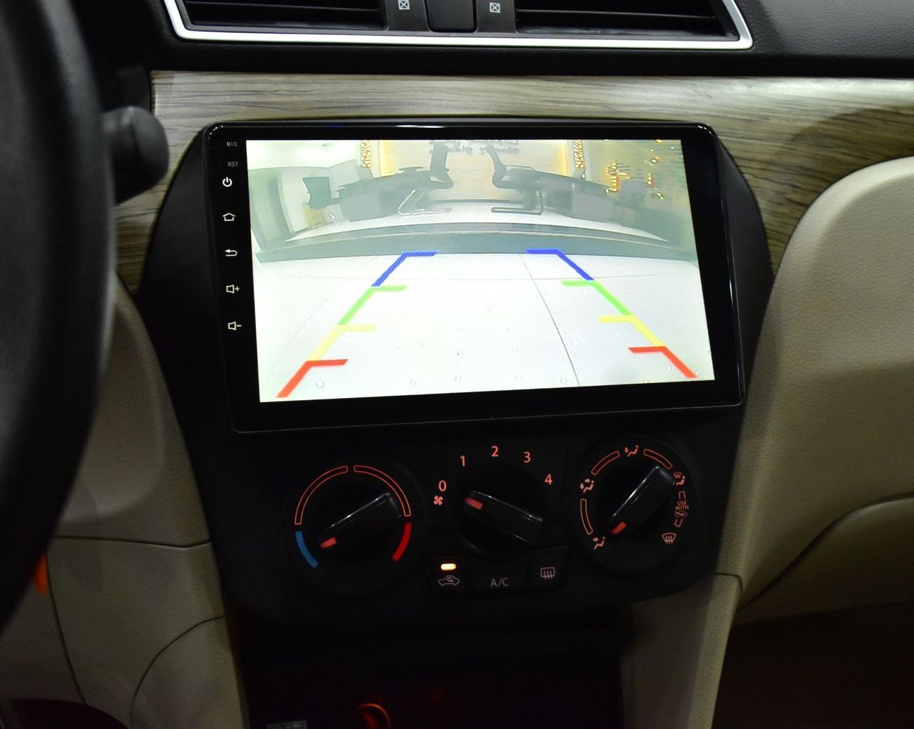 سوزوكي سياز EXCELLENT DEAL for our Suzuki Ciaz ( 2022 Model ) in White Color GCC Specs