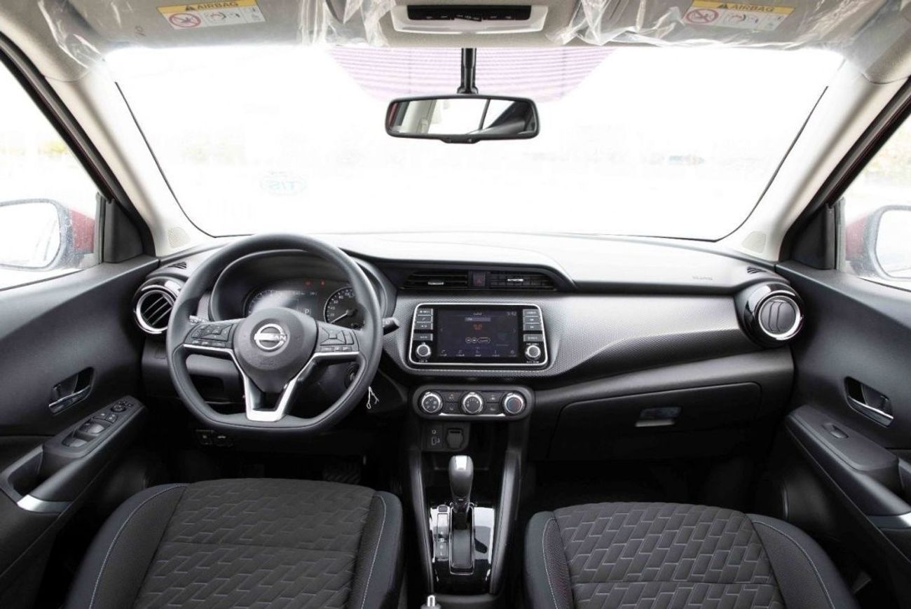 Nissan Kicks 2024 Nissan Kicks 1.6 SV - White Body & Black Roof Inside Black | Export Only