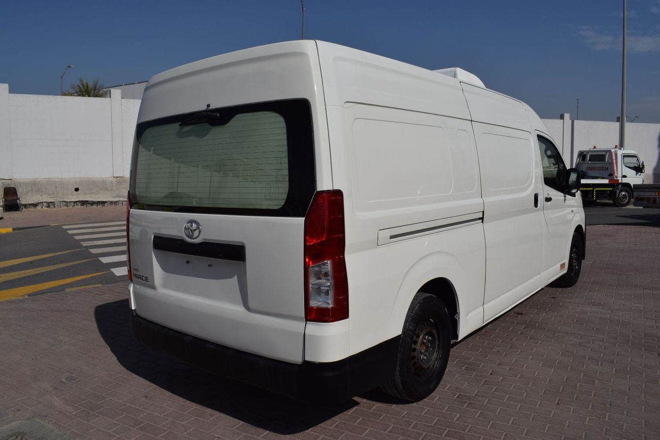 Toyota Hiace GLS - High Roof 3.5L Toyota Hiace Highroof Chiller 3.5L, model:2019. Excellent condition
