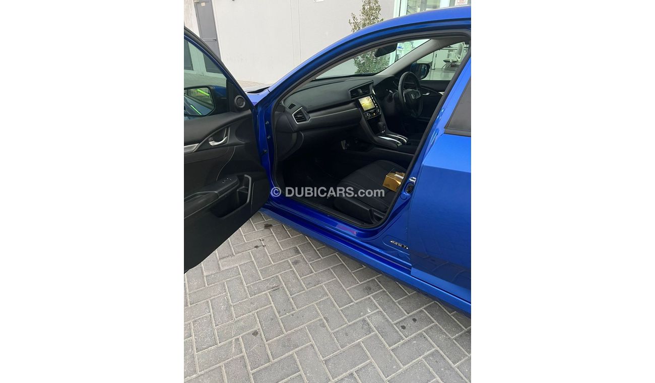 Honda Civic 1.8L A/T WITHOUT SUNROOF 2016MY RIGHT HAND DRIVE