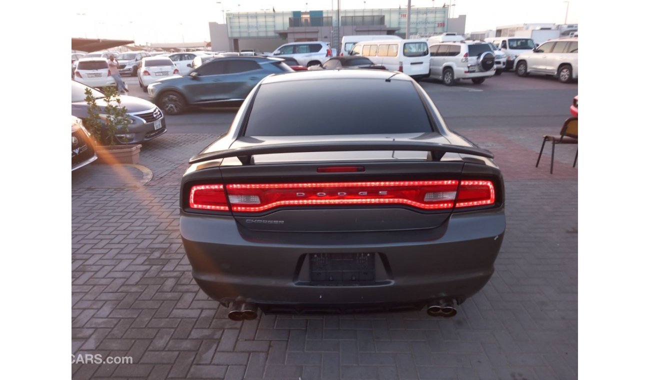 Dodge Charger Dodge charger 2012 usa 6 slinder