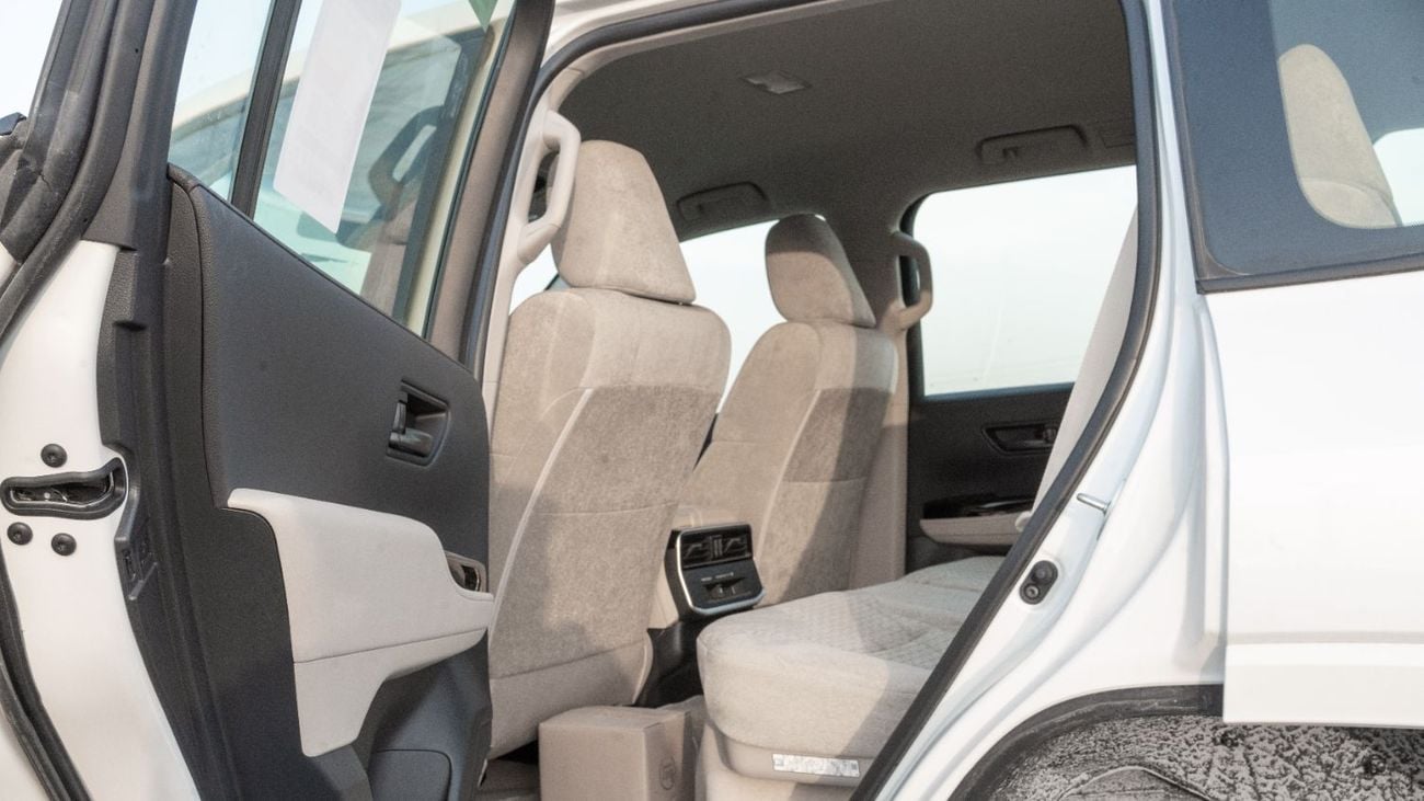 تويوتا لاند كروزر 2026 Toyota Land Cruiser GXR 3.3L AT Diesel (White-Beige) Basic
