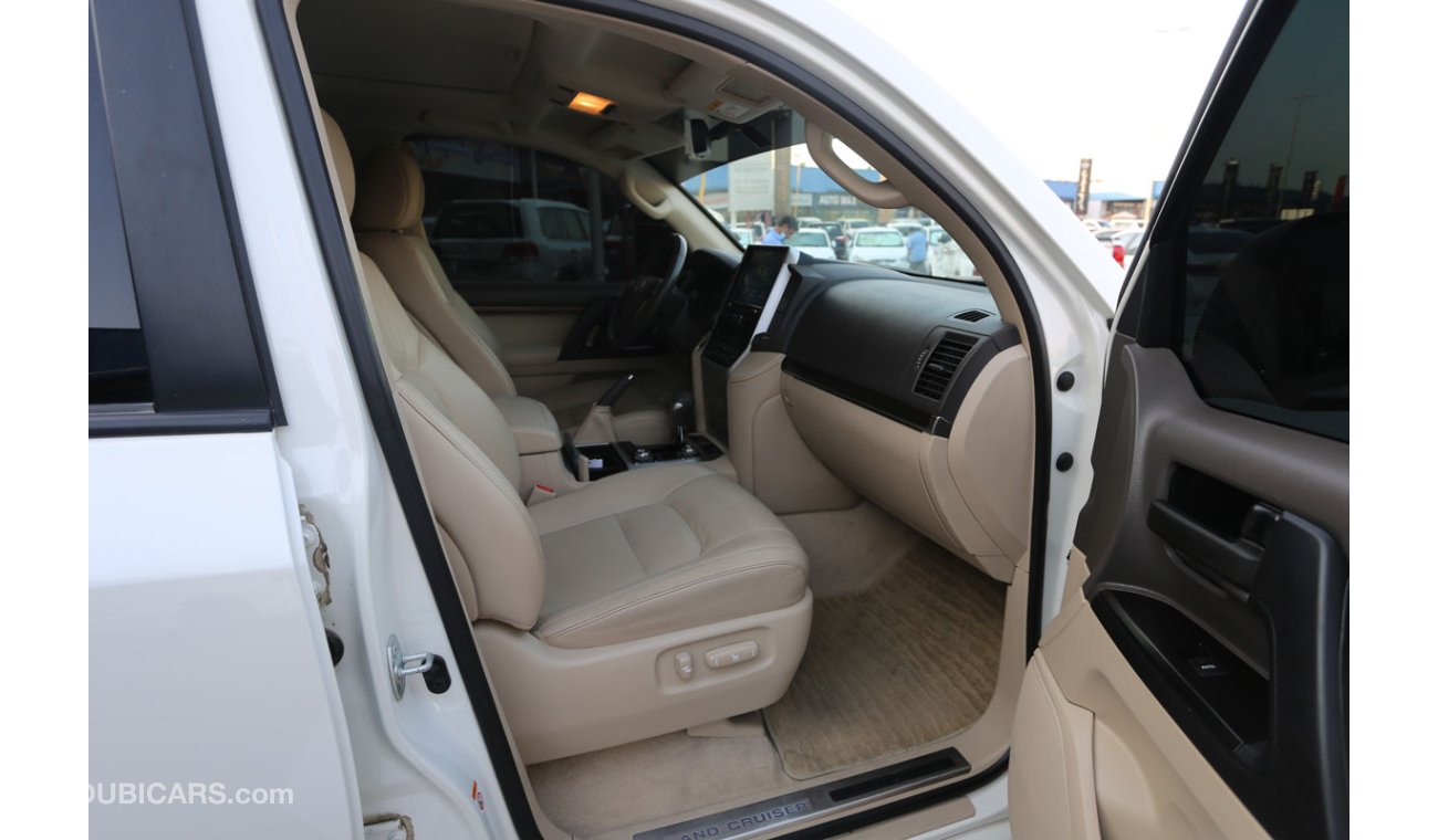 تويوتا لاند كروزر CERTIFIED VEHICLE WITH WARRANTY: LAND CRUISER 4.6L AT GXR(GCC SPECS)FOR SALE(CODE : 73665)