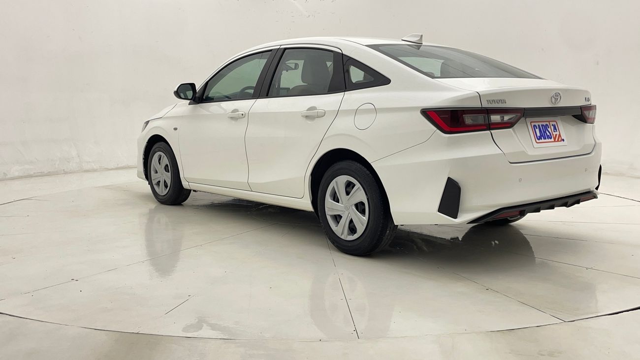 تويوتا يارس E 1.5 | بدون دفعة مقدمة | اختبار القيادة في المنزل