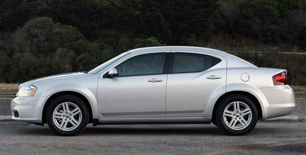 دودج أفينجر exterior - Side Profile