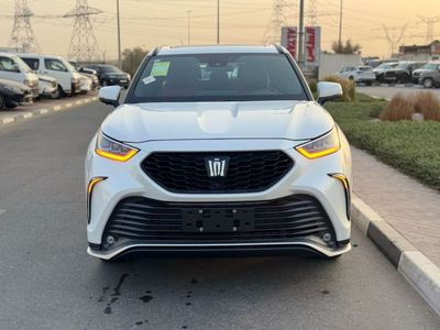 تويوتا كراون TOYOTA CROWN KLUGER 7 SEATER  2.5 HYBRID FULL OPTION