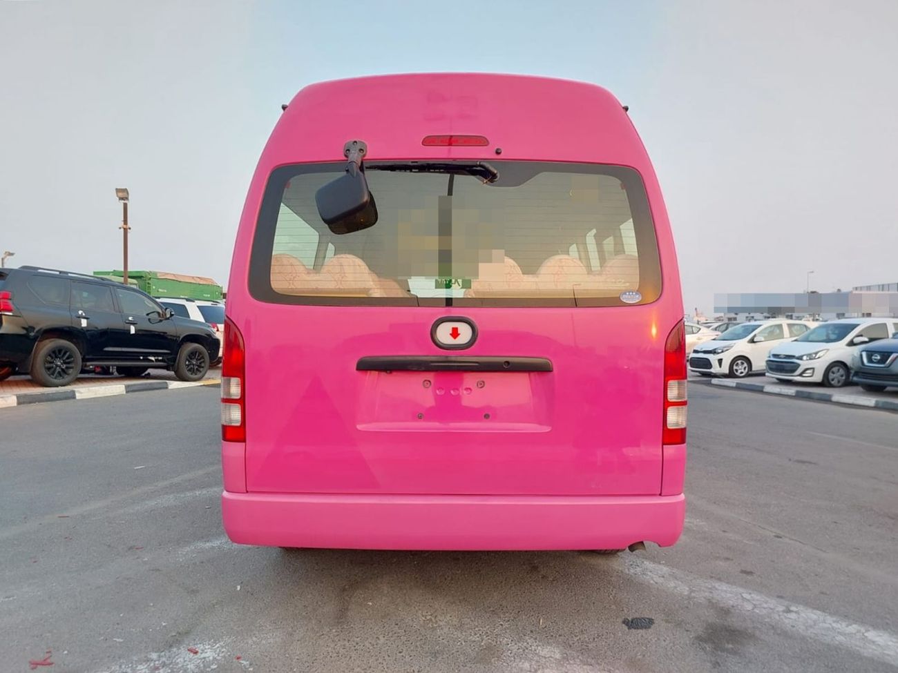 Toyota Hiace TOYOTA HIACE VAN RHD 2017 MODEL 2.7 L PETROL AUTOMATIC(PM80878)