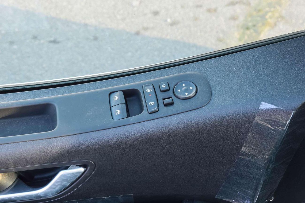 Hyundai Staria HYUNDAI STARIA 2.2L DIESEL LUXURY 2025