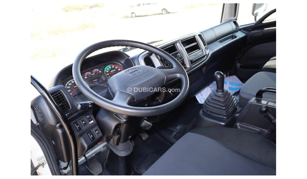 Hino 500 Series 1625 | 10ton | Freezer Box Thermoking T-600R | Excellent Condition | GCC