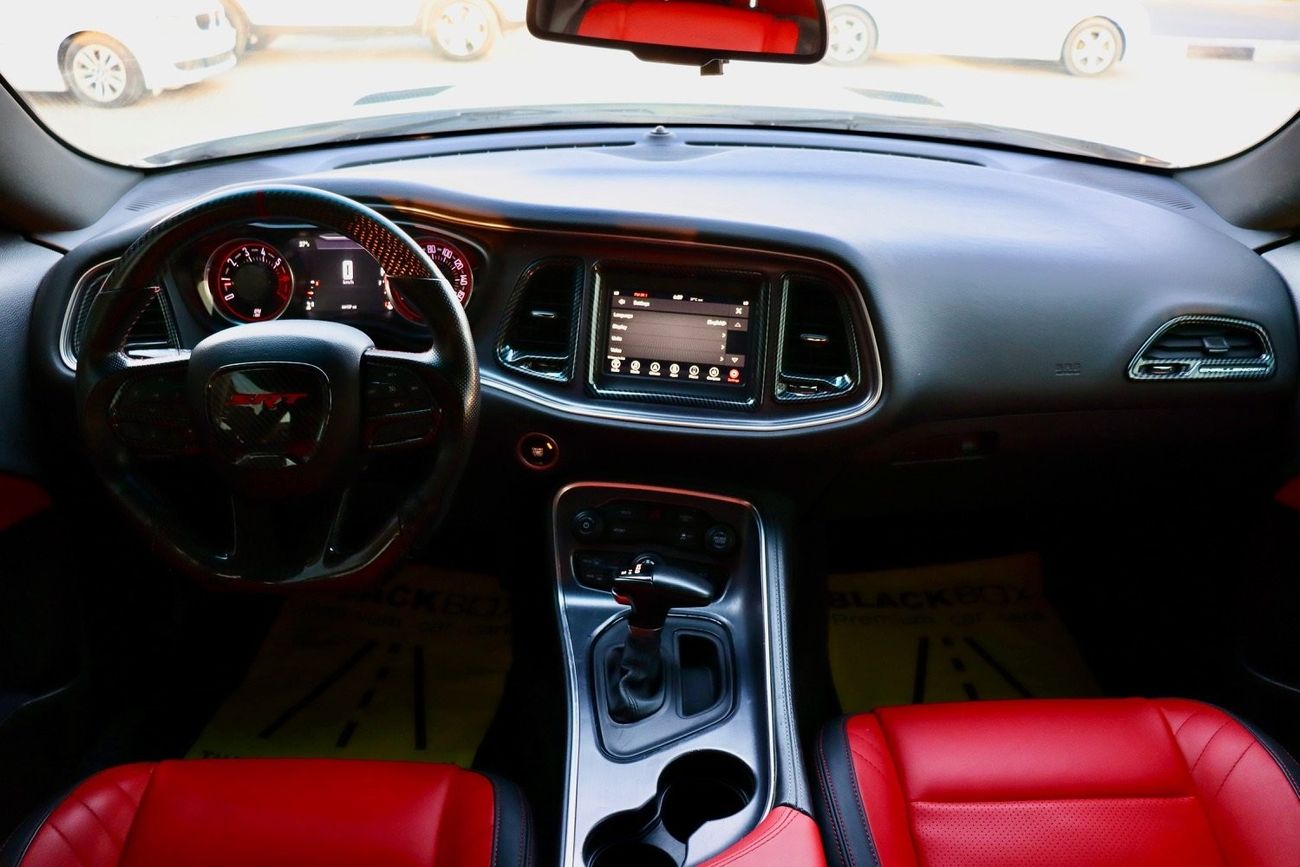 Dodge Challenger Dodge Challenger R/T / USA / 2018 / 5.7L /