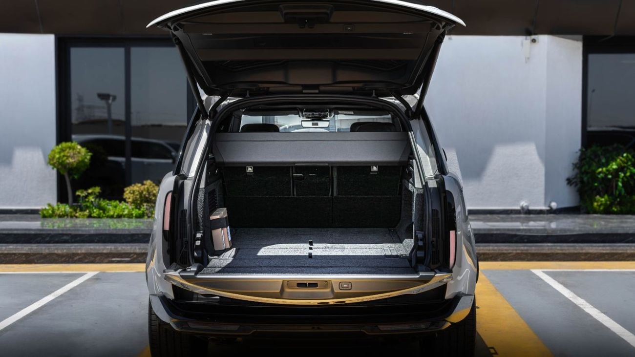 لاند روفر رينج روفر Range Rover SV P615 SWB 2026
