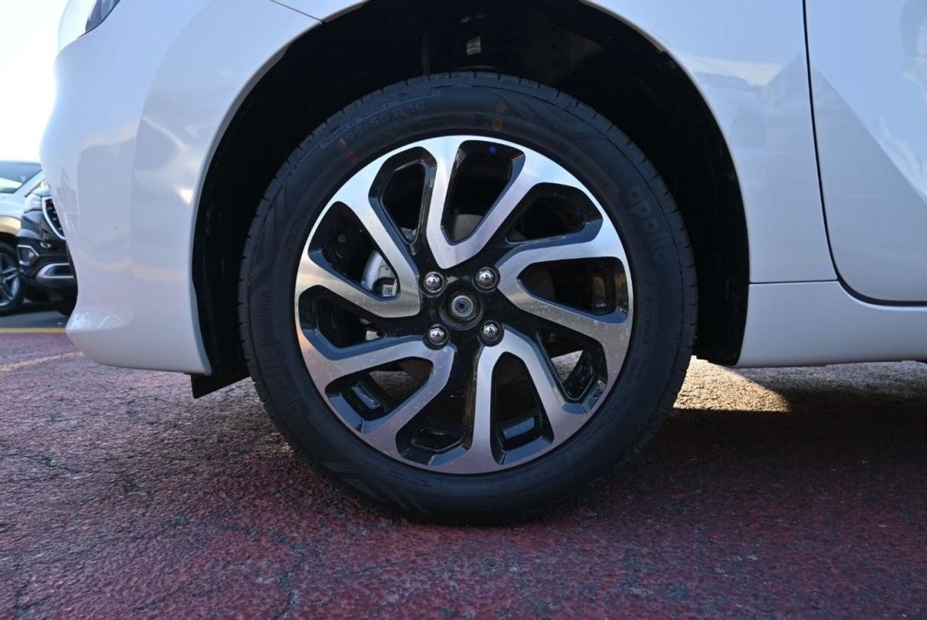 Suzuki Baleno Suzuki Baleno GLX 1.5L Petrol, Hatchback, FWD, 5Doors, Color White, Model 2025