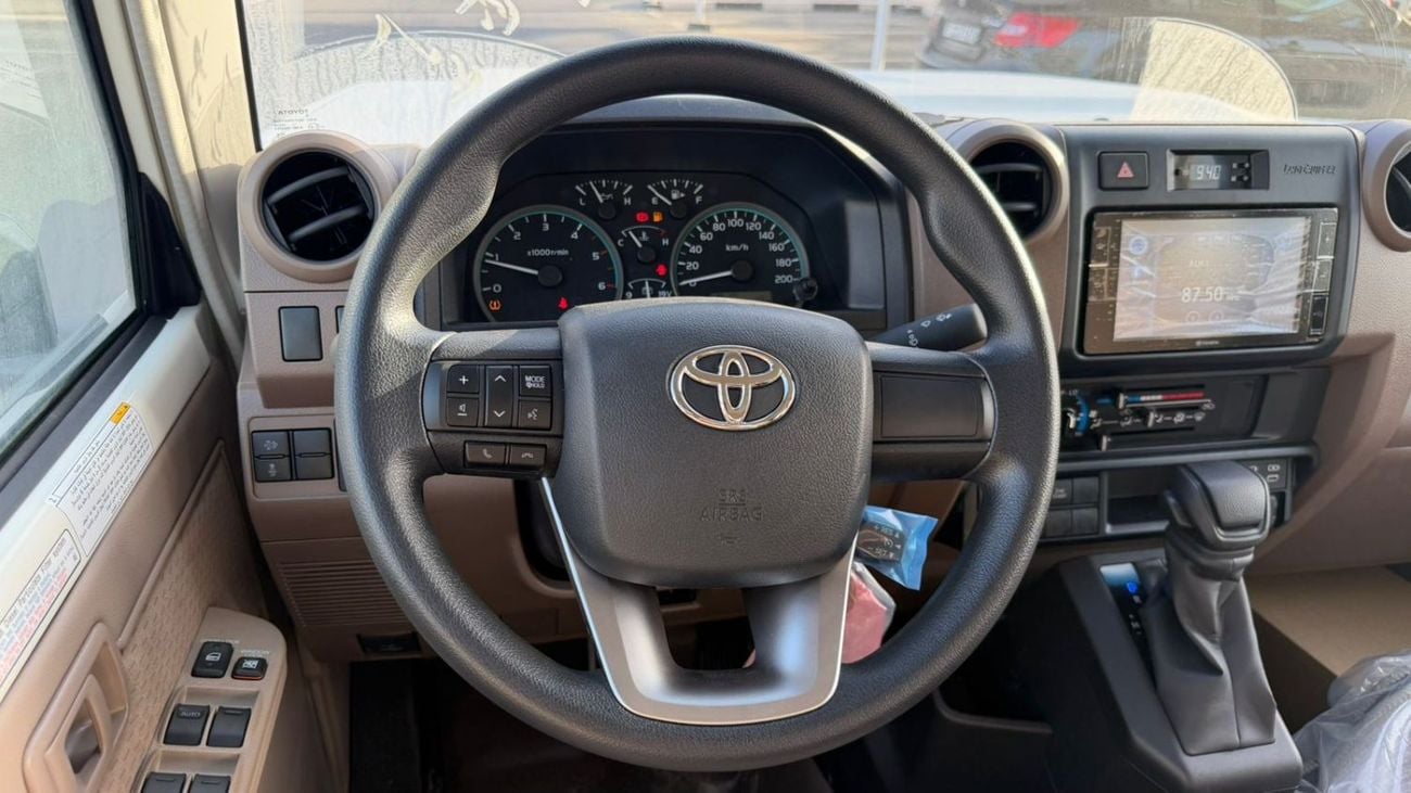 Toyota Land Cruiser Pick Up TOYOTA Land Cruiser LC79 DC 2.8 AT  mid option 2026
