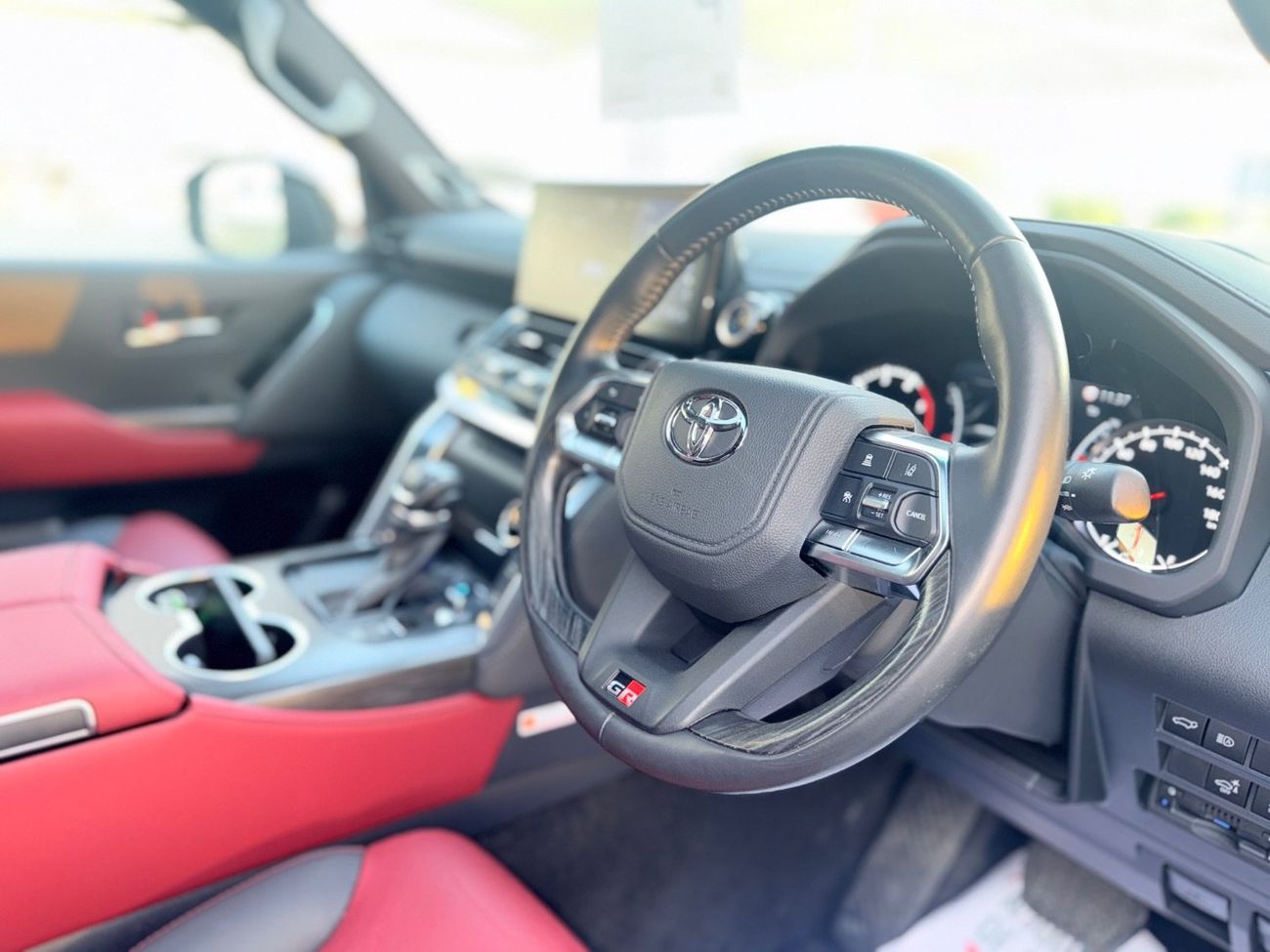 تويوتا لاند كروزر Lc300 Toyota Landcruiser 2023 RHD diesel engine